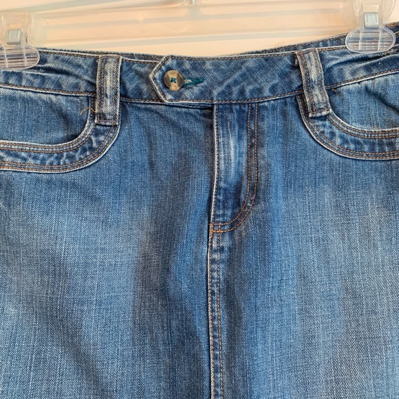 *DONATING 5/18* Old Navy Denim Skirt - Picture 2 of 4